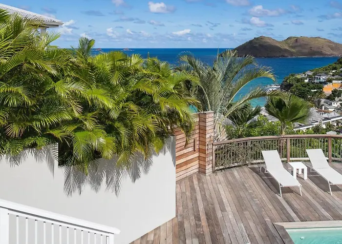 Comfortable Villa With Splendid View